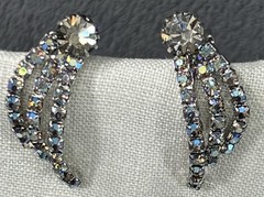 Aurora Borealis Ribbon Rhinestone Brooch Clip Earrings Set Unsigned Silver Tone