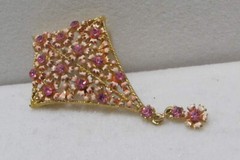 Pretty Vtg Flower 3D Surface KITE Brooch Gold Tone Pink Rhinestones & Enamel