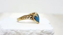 Vintage Gold Tone Heart Shaped Turquoise Ladies Ring Marked 88 – Size 8