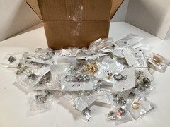 3lb Unsorted Modern Costume Rings Jewelry (M/F) Many Sizes Designs
