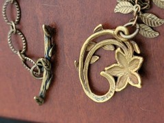 Signed JRD Brass Art Nouveau Necklace Ivy Heart Leaf Cascade Twig Toggle Boho