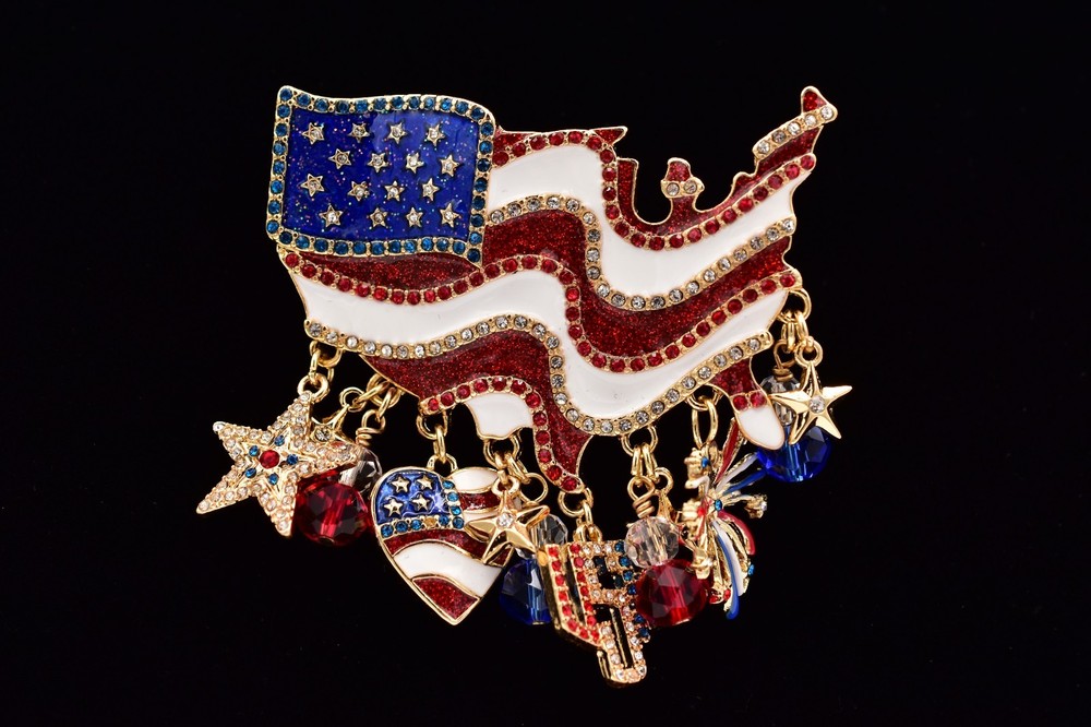 Patriotic American Flag Rhinestone Dangle Brooch Red White Blue USA Pin Bin7