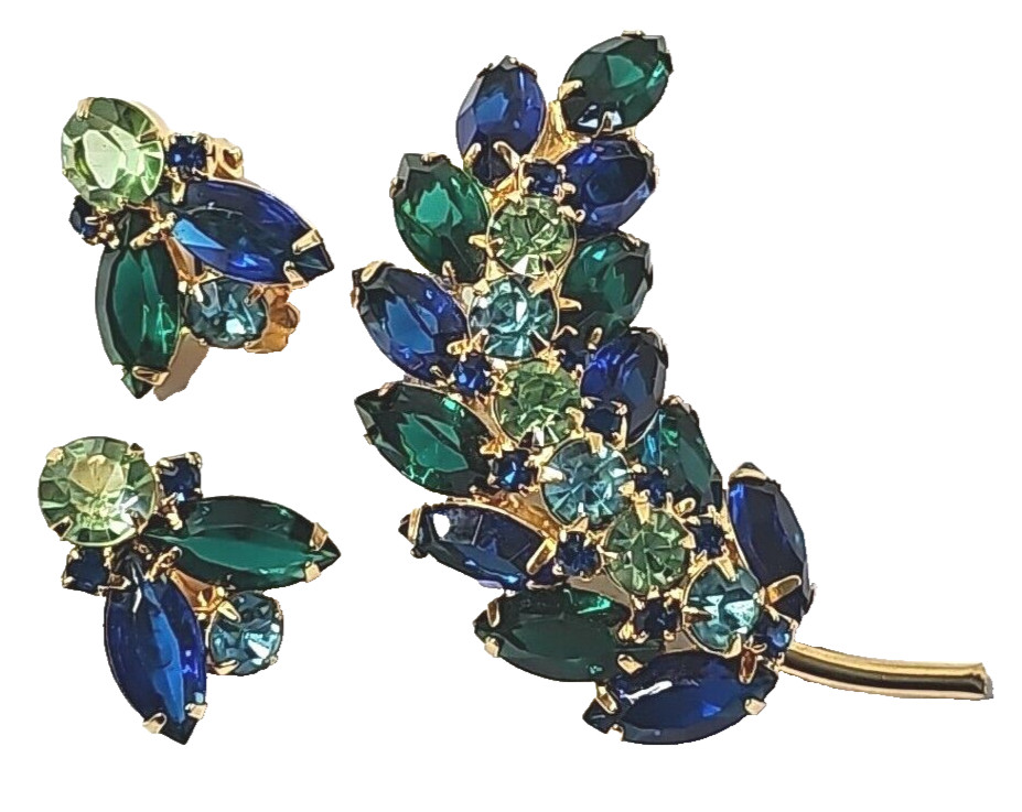VTG Juliana Brooch & Clip on Earrings Green Blue Rhinestones Goldtone