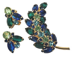 VTG Juliana Brooch & Clip on Earrings Green Blue Rhinestones Goldtone