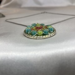 Vintage 70’s Shabby Chic Groovy 3D Flower Lacquered Pendant Necklace