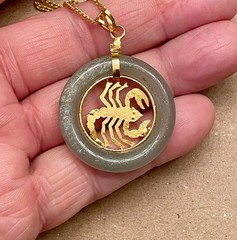 Vintage Chinese-Style 14K Gold Plated Scorpio Jade Circle Pendant Necklace