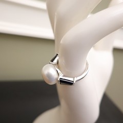 Art Deco ring QVC white pearl black crystals 925 sterling silver signet Size 5