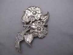 Vintage Large Silverplated DOUBLE FLOWERS BROOCH-2 5/8 Inches-NR