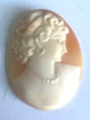 Vintage Shell Cameo 40 mm X 30 mm Loose No Setting