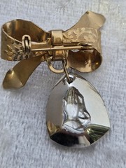 Lot Of 5 Brooches Frog Dolphin Angel Bow ( Bunny Marked Liz Claiborne)
