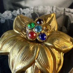 Antique Floral Brooch – Gold Washed Brass – Glass Stones – 2.25” – Tension Clasp