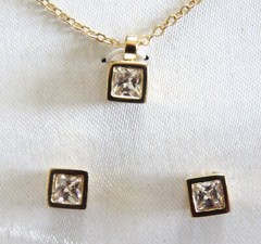 vintage REVLON SET IN BOX Cubic Zirconia CZ pendant necklace & earrings