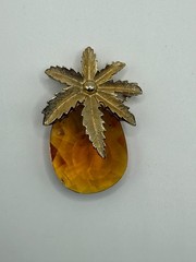 VINTAGE PINEAPPLE GLASS BROOCH PIN PENDANT