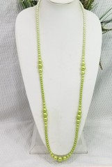 Vintage Celery Green Ombré Graduated in Shade Faux Pearl 41″ Station Necklace