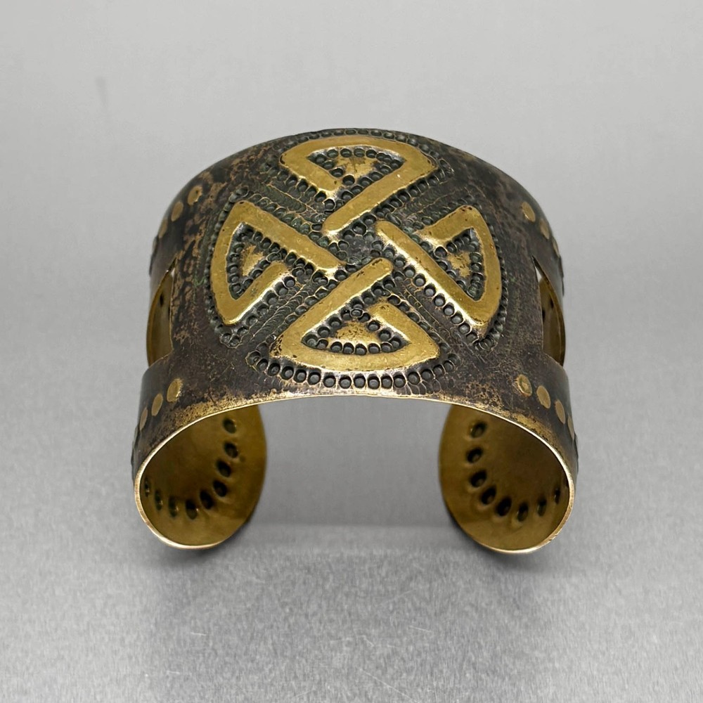 Vtg Artisan HANDMADE CELTIC KNOT CUFF BRACELET 1970s Brass Hippie Men/Unisex