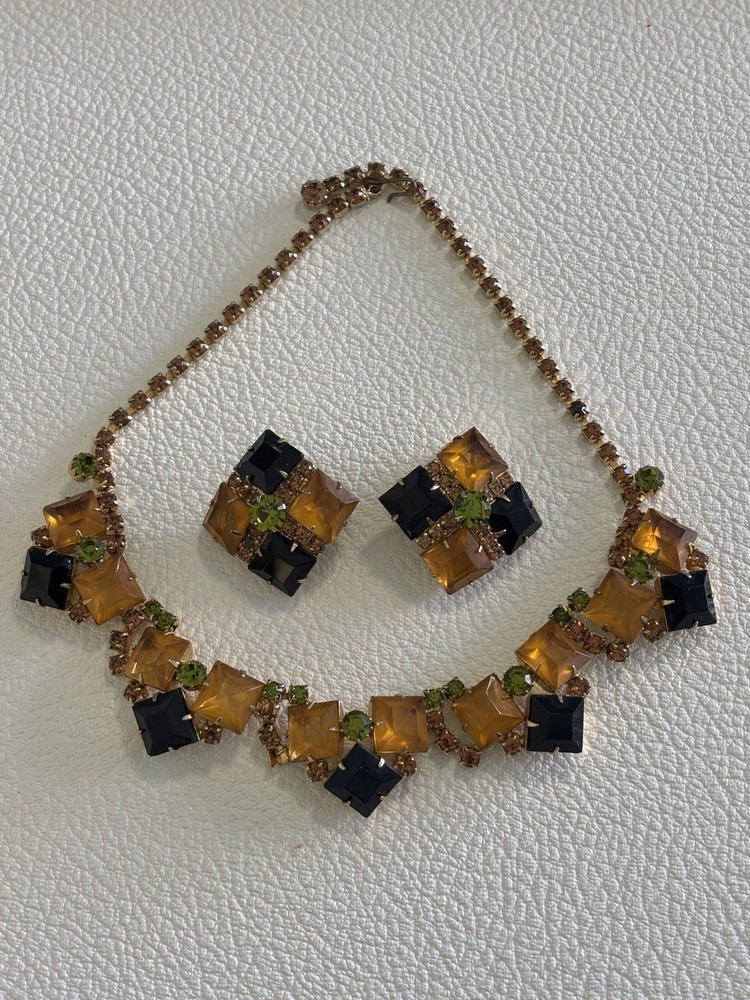 Vintage Juliana D&E Amber And Black Rhinestone Necklace Earring Set