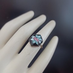 Vintage Persian Black Enamel Ring Flower Middle Eastern Art Mediterranean 7.25