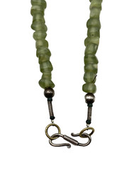 Vintage Chunky Green Prehnite Beaded Chip Nugget Necklace Handmade 18″ Choker