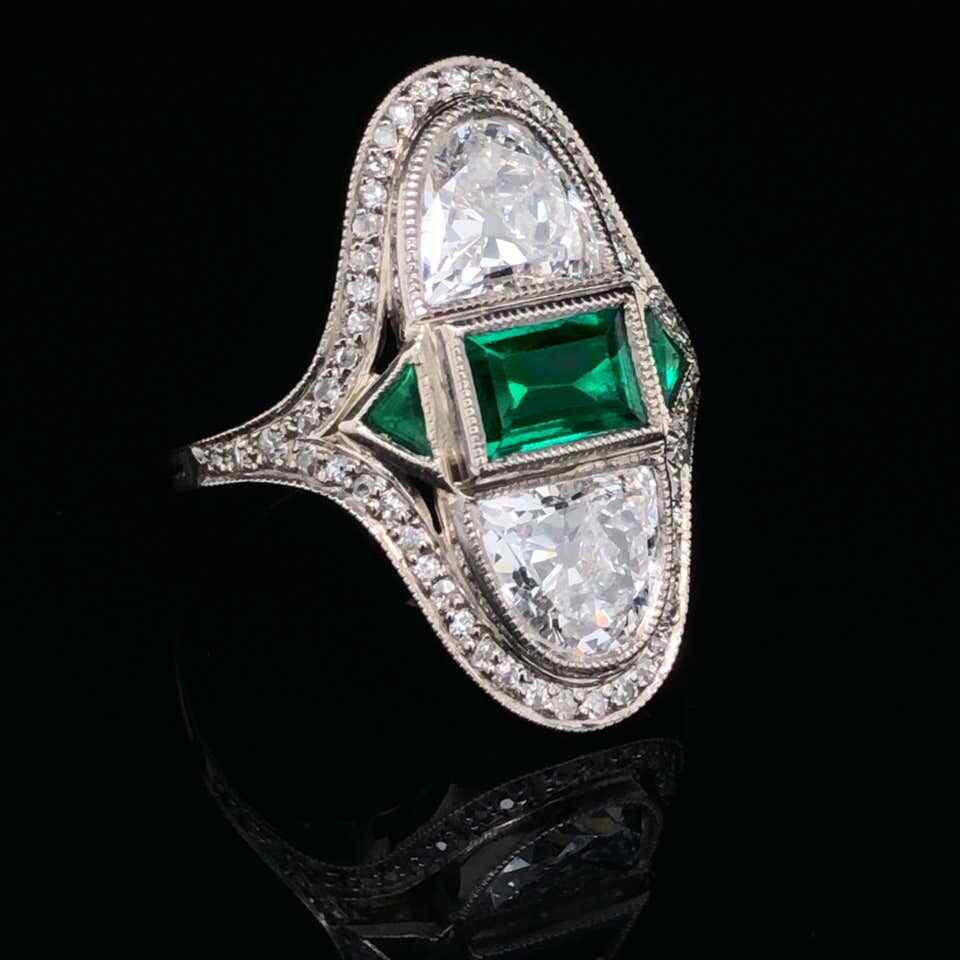 Vintage & Antique Vivid Green Emerald With Fancy Cut White CZ 935 Silver Ring