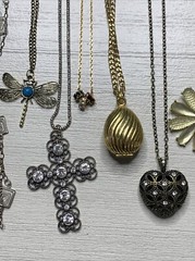Vintage Quality Pendant Necklace Jewelry Lot Of 17 Variety Some Signed LB946
