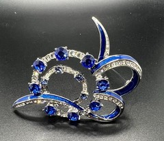 Camrose & Kross Jacqueline Bouvier Kennedy Jewelry Brooch Reproduction COA