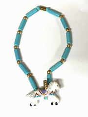 Stunning vtg. Flying Colors Hand Painted Ceramic Horse Pendant necklace 14″