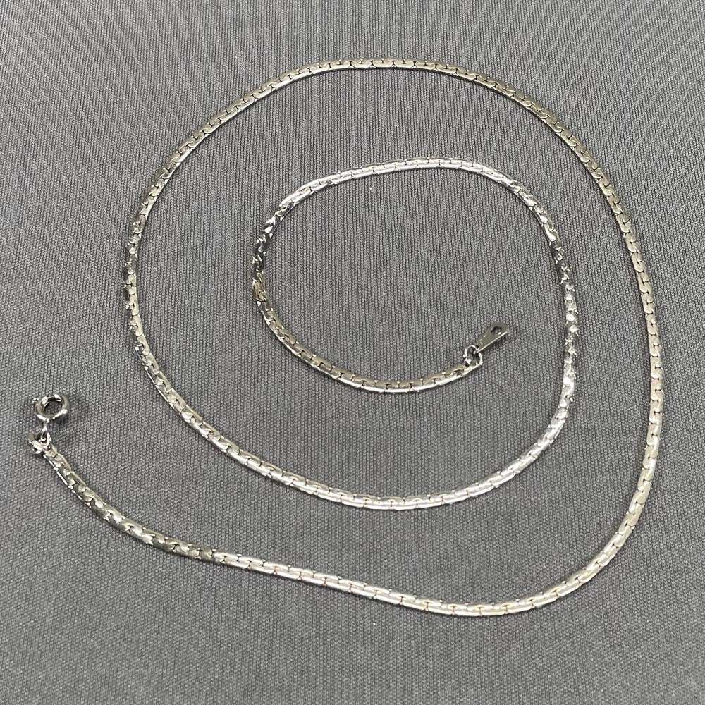 Vintage Silver Tone Necklace Signed Korea 24″ Spring Ring Closure