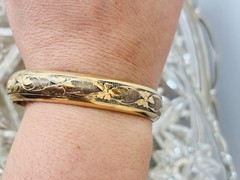 Vintage 12k Gold Filled Floral Etched Bangle Bracelet Signed Marathon Co