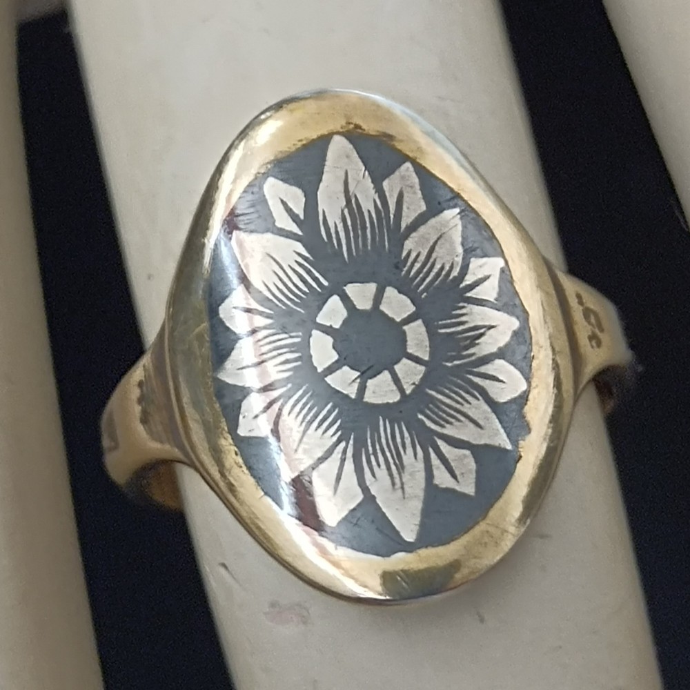 Niello Floral Ring Gilded Silver Oval Vintage Statement Size 8.5 Vintage 875