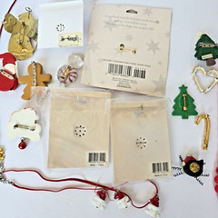 Lot of 22 Mixed Vintage Christmas Costume Jewelry 1990’s to Early 2000’s