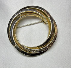 Vintage Interlocking Double Circle Brooch Gold Tone Textured Geometric Pin 4.5cm