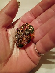 juliana delizza elster brooch