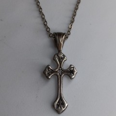 Vtg Jezlaine Sterling Silver Ornate Gothic Cross Pendant 1.5″ Necklace 20″ 5g
