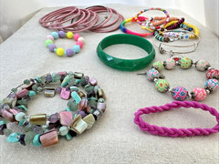 Fun Acrylic fimo texture *25 Bracelets* 1980s 1990s Jewelry Lot rainbow bangles