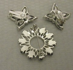 Vintage Gray Moonglow Thermoset Plastic Set Brooch Clip Earrings Rhodium Plated