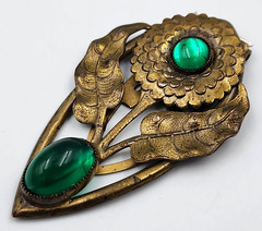 Green Glass Cabochon Floral Brass Fur Dress Clip Leaves 2.5 In Vintage