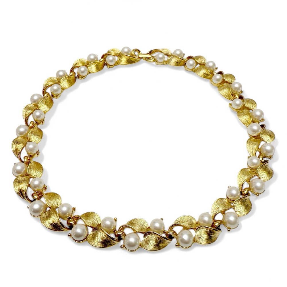 Vintage Faux Pearl Textured Goldtone Vine Leaves Leaf Collar Necklace 17”