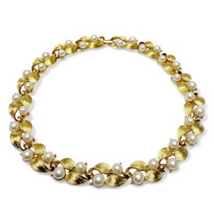Vintage Faux Pearl Textured Goldtone Vine Leaves Leaf Collar Necklace 17”