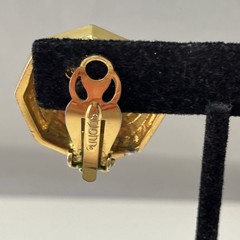 Vintage ST JOHN Logo Gold Tone Black Octagon Clip On Earrings 1″