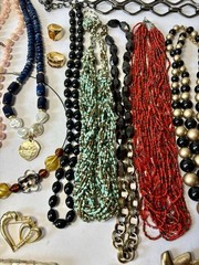 Estate Jewelry Lot Chunky Necklaces Rings Wearable Brooches Beaded 25+ VTG – Now