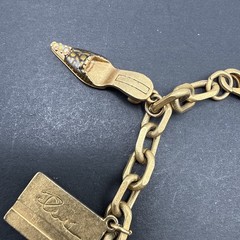 Avon Signed Vintage Charm Bracelet Gold Tone 6.5” C31