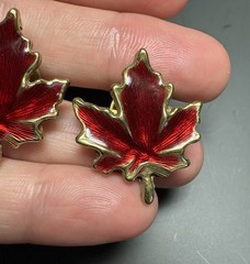 Vintage BALLOU Signed Red Enamel Canadian Maple Leaf Lapel Pin Gold Tone