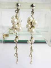 Vintage White Faux Pearls on 4″ Long Chain Earrings Clips Shoulder Dusters