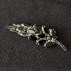 Jet Rhinestone Silver-Tone Leaf Pin Brooch Navette Mid-Century Juliana Vintage