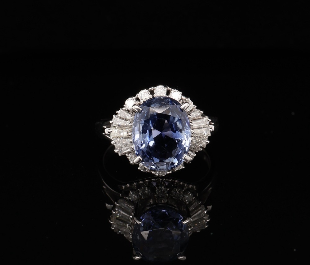 Vintage GIA Oval Ceylon Sapphire & Diamond Platinum Ring Size K1/2 Val $30060
