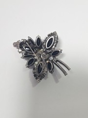 Vintage Verified #243 Juliana D &E Jet Black Leave Rhinestone Brooch Pin