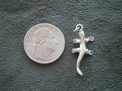Lizard Gecko Vintage Solid Sterling Silver Bracelet Charm Pendant 2.0g