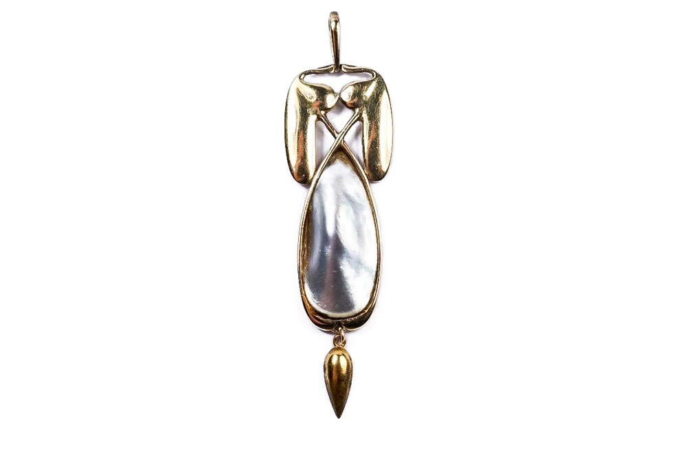 ANTIQUE ART NOUVEAU 15K GOLD & PEARL PENDANT by MURRLE BENNETT / KNOX c1908
