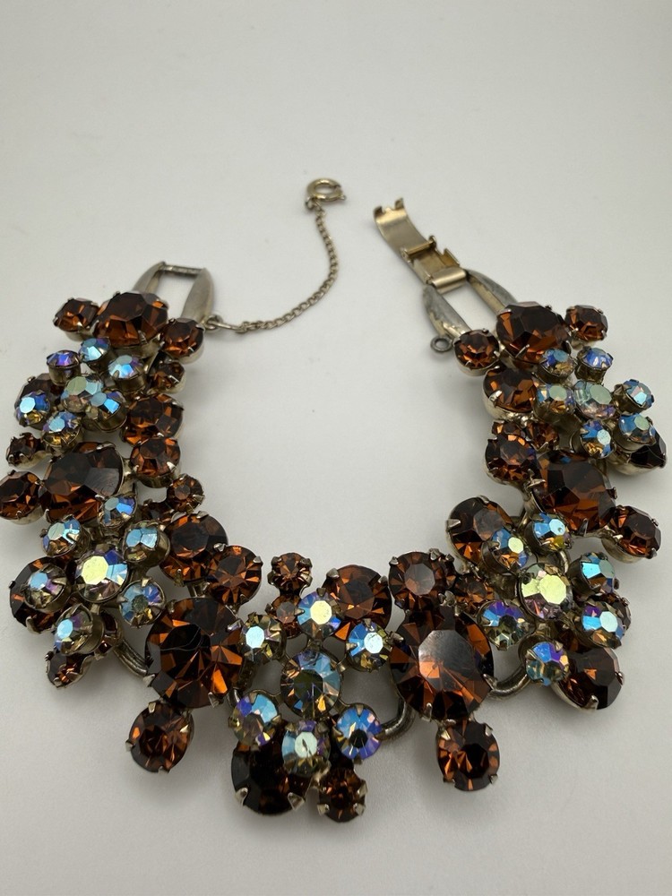 DeLizza & Elster (D &E) Juliana Cognac & Iridescent AB Rhinestone Bracelet 6.75”