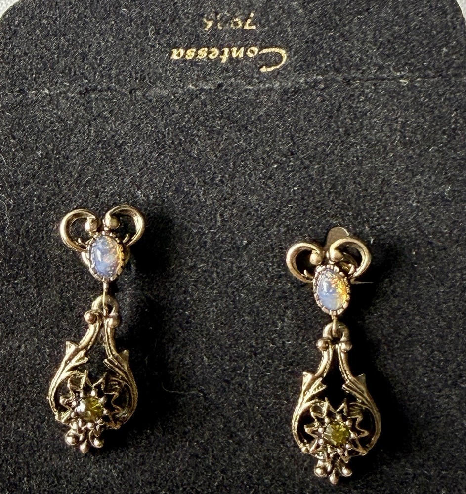 Vtg 1974 Sarah Coventry Contessa Opalesque/Green Gold Tone Clip On Earrings 11g